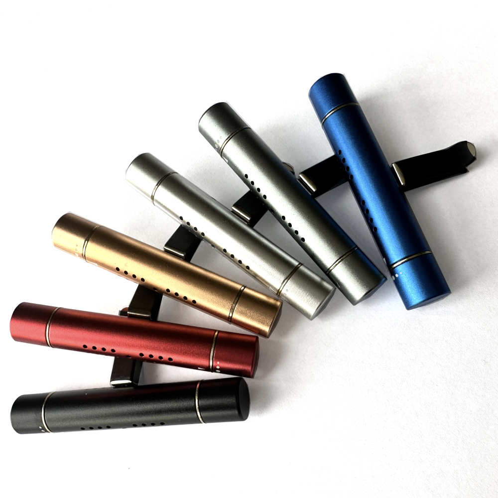 Серебряный диффузор в салон автомобиля со сменными стиками — изображение 4