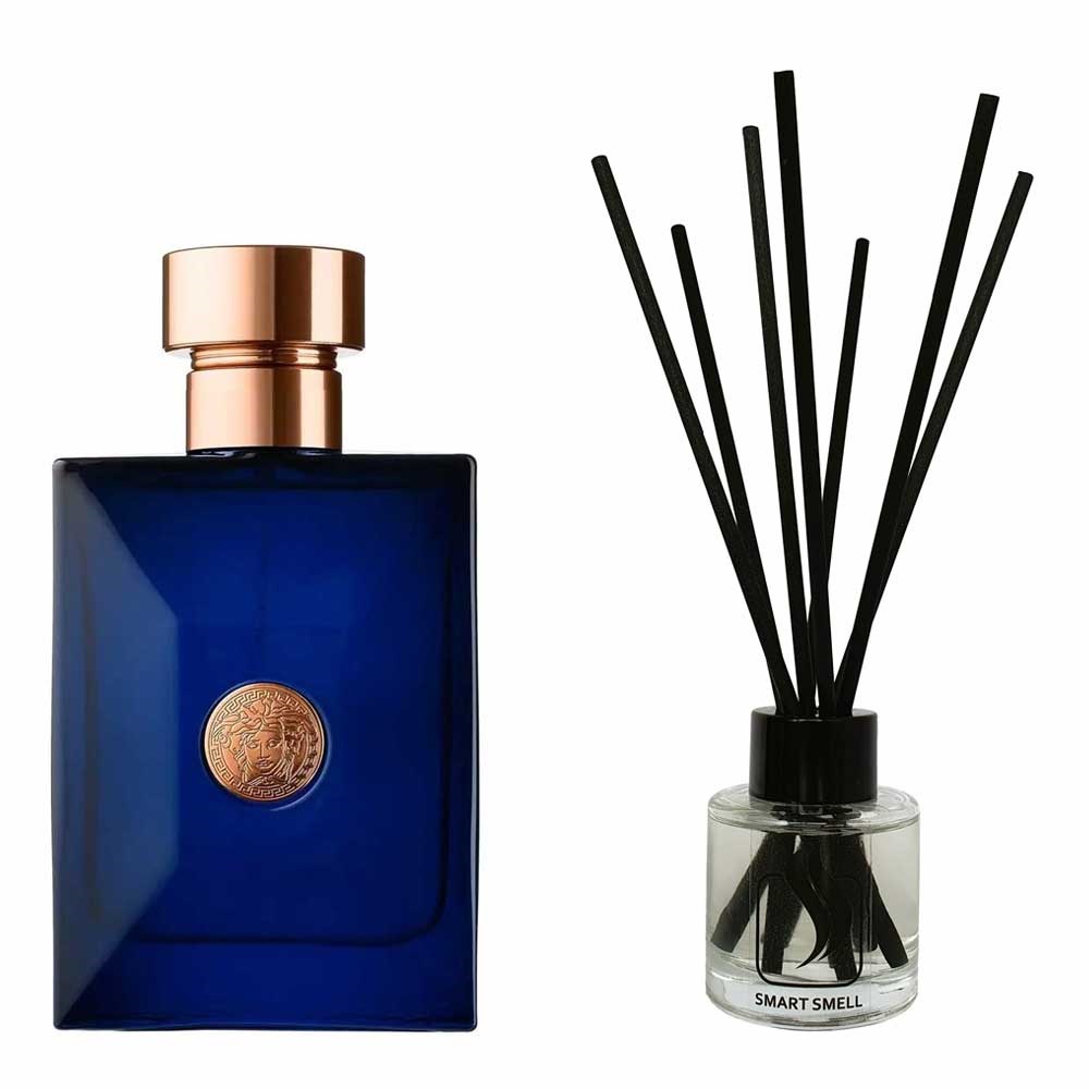 Аромадиффузор 50 мл c аналогом Versace, Versace pour Homme Dylan Blue. Товар на фото справа, слева – пример оригинального флакона.